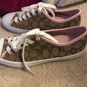 Coach shoes